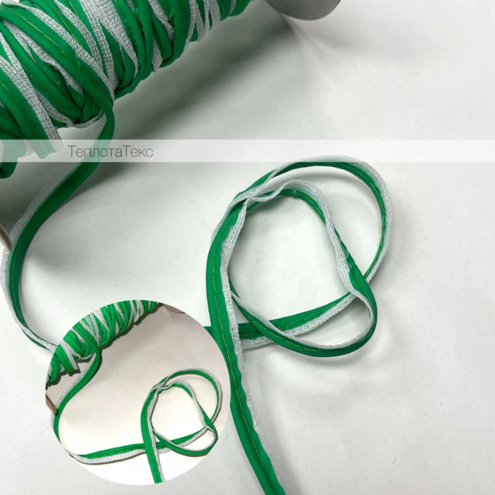 зеленый яркий