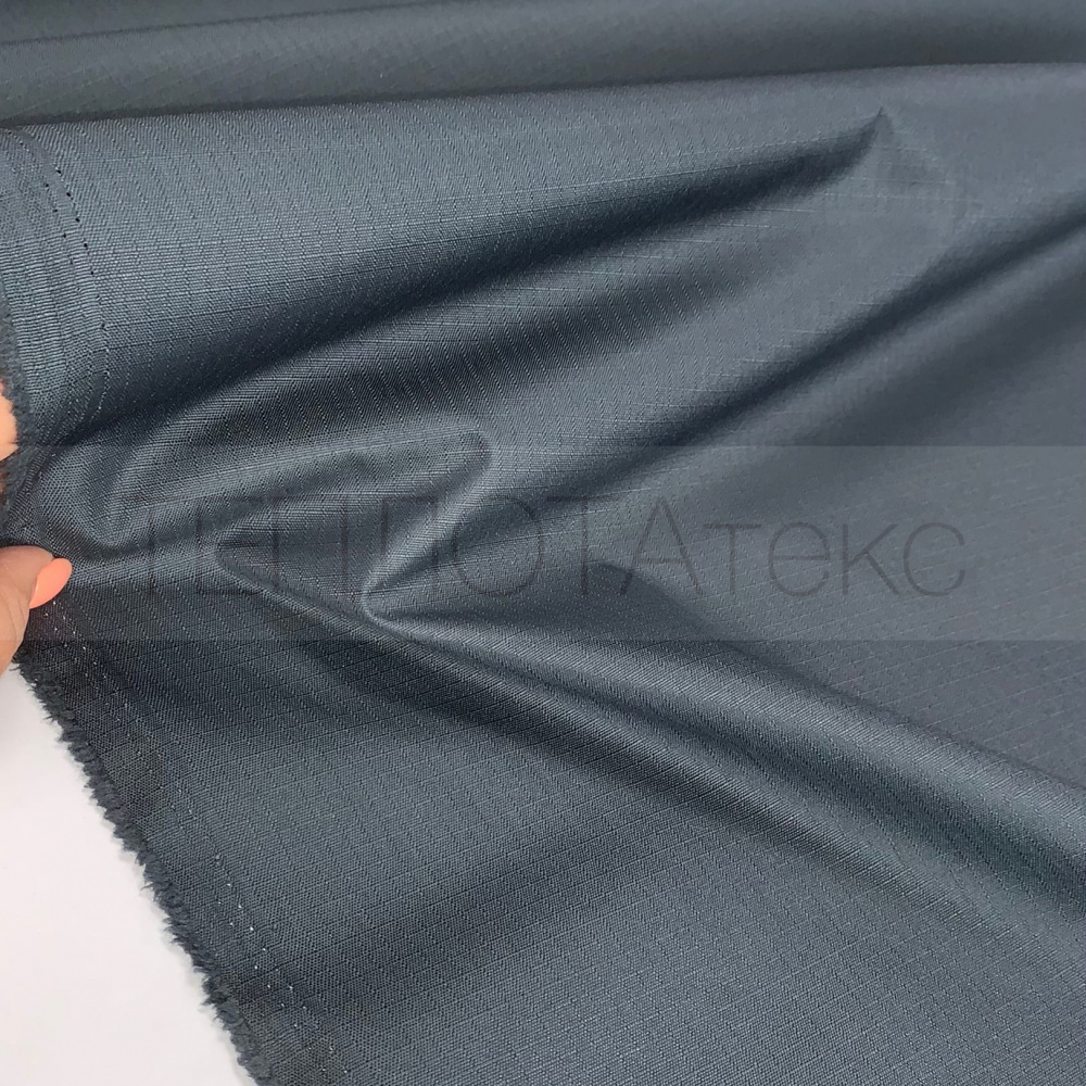 темно-серый