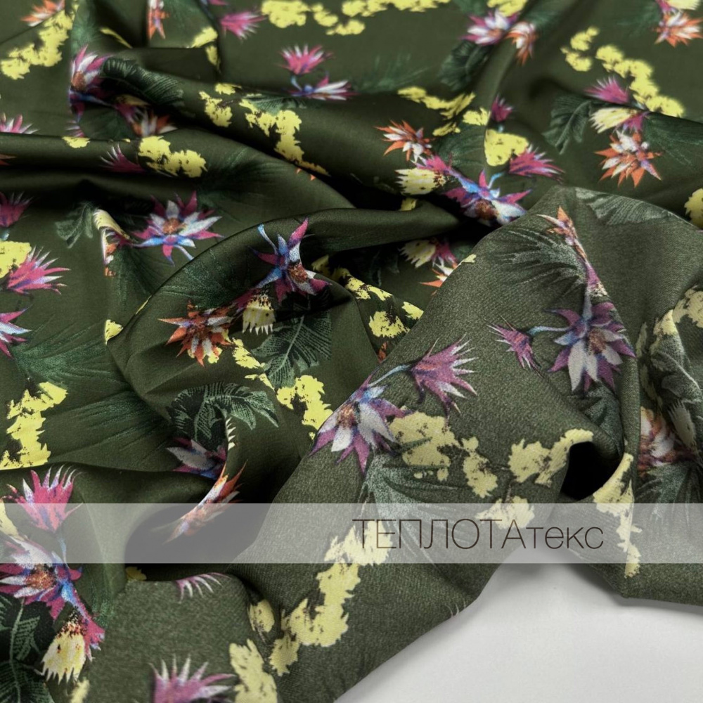 2217Цветочки яркие, фон Сочный хаки